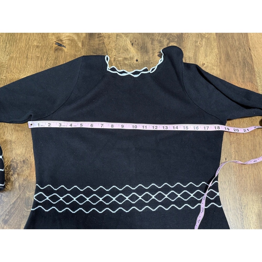 EUC Womens Danny and Nicole black and white sweater dress bell sleeve size S - Picture 7 of 9